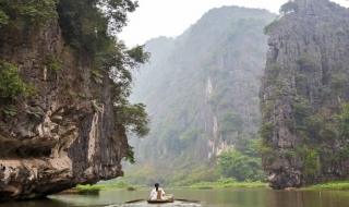 Phiêu du di sản thế giới Tràng An trên báo Anh