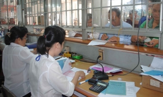 Bến Cầu: Tỷ lệ người dân tham gia bảo hiểm y tế còn thấp