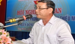 “Phát huy dân chủ đi đôi với giữ vững nguyên tắc, kỷ luật, kỷ cương của Đảng”