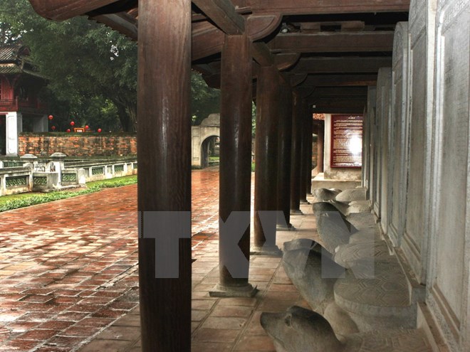 ttxvn-1301-bia-tien-si.jpg ttxvn-1301-bia-tien-si.jpg