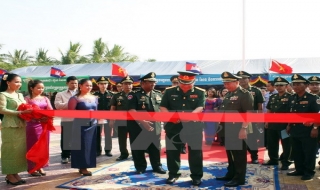 Khánh thành Sở Chỉ huy Cảnh vệ Campuchia do Việt Nam viện trợ