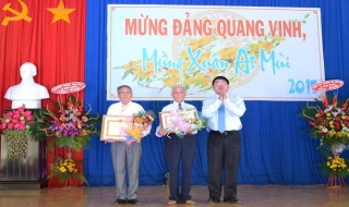 Châu Thành: Họp mặt kỷ niệm 85 năm ngày thành lập Đảng