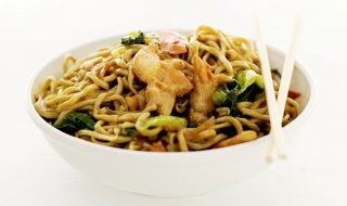 Những món ăn may mắn trong ngày đầu năm
