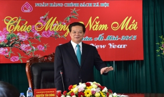 Tập trung nguồn lực, tạo điều kiện để hộ nghèo thoát nghèo bền vững