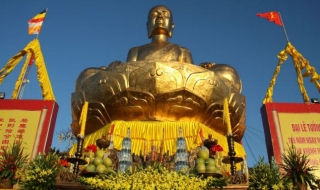 Lễ hội Yên Tử 2015 sẽ treo cờ Phật giáo to nhất thế giới