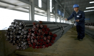 Giảm tác động kép khi xăng, điện tăng giá