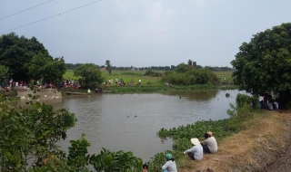 Hai phụ nữ nhảy xuống rạch Gò Duối