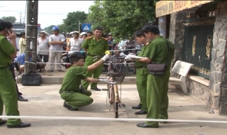Phát hiện một người đàn ông chết bất thường