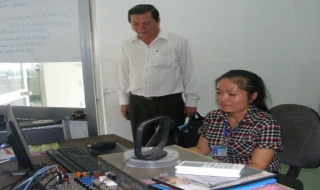 Thiết bị lạc hậu, chế độ nhuận bút thấp