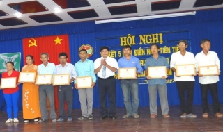 Tân Biên, Tân Châu: Biểu dương nông dân điển hình tiên tiến