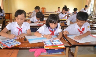 Huyện Dương Minh Châu: Tổ chức hội thi vẽ tranh “Em yêu biển, đảo quê hương”