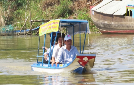 Đồng Tháp sắp có thuyền du lịch chạy bằng năng lượng mặt trời