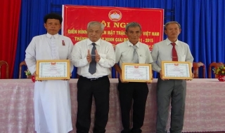 Khối Mặt trận thành phố Tây Ninh tích cực thi đua yêu nước