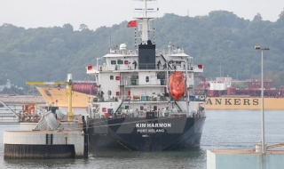 Cảnh sát Việt Nam tóm gọn 8 kẻ cướp tàu chở xăng của Malaysia