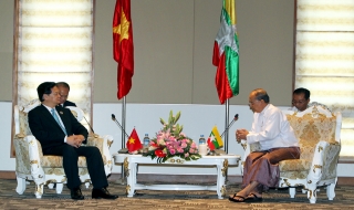 Thủ tướng Nguyễn Tấn Dũng hội kiến Tổng thống Myanmar