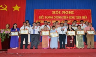 Châu Thành : Tổng kết 5 năm phong trào thi đua yêu nước
