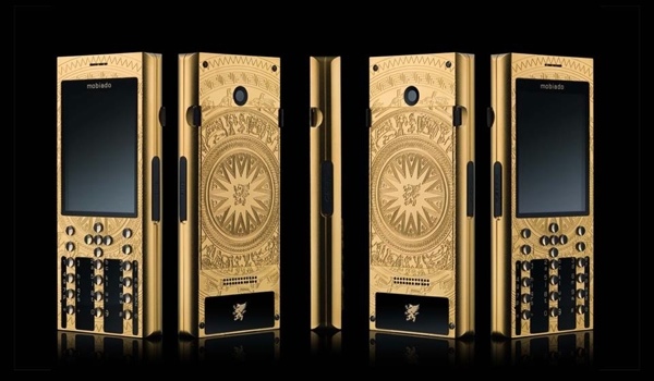 Mobiado phiên bản Trống đồng Đông Sơn giá 140 triệu đồng