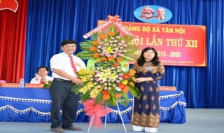 Tân Châu tổ chức thành công đại hội chi, đảng bộ cơ sở nhiệm kỳ 2015-2020