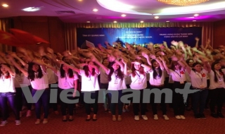 Hơn 160 thanh thiếu niên kiều bào về dự Trại hè Việt Nam 2015