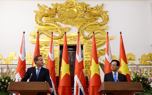 bao anh: thu tuong david cameron nhan thay co hoi kinh doanh o vn  hinh 1