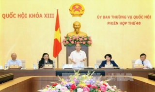 Khai mạc Phiên họp thứ 40, Ủy ban Thường vụ Quốc hội khóa XIII