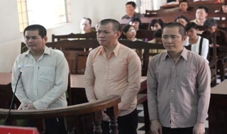 Thủ quỹ thụt két ngân hàng lãnh án chung thân
