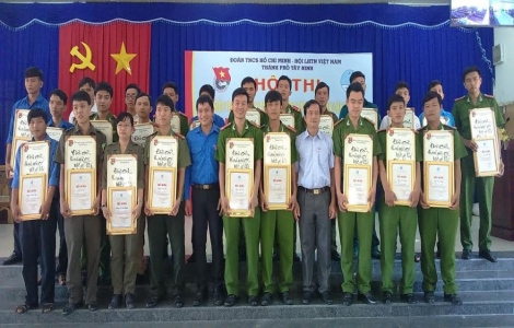 Thành phố Tây Ninh: Tuyên dương 26 gương sáng thanh niên bảo vệ An ninh Tổ quốc