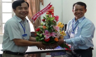 Lãnh đạo Thành phố Tây Ninh thăm và chúc mừng ngày truyền thống các ngành