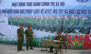 Học viện CSND tuyên truyền, phổ biến, giáo dục pháp luật cho học sinh
