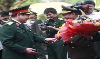 Đoàn cán bộ cấp cao Bộ Quốc phòng Campuchia thăm Việt Nam