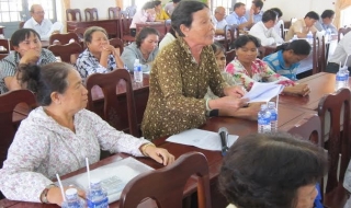 Bến Cầu: Đối thoại với các hộ dân về yêu cầu bồi thường giá đất