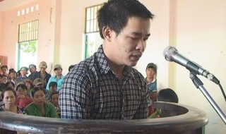 'Yêu' xong, cướp tài sản