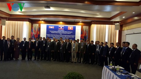 hoi nghi uy ban quoc phong-an ninh quoc hoi viet-lao-campuchia hinh 2