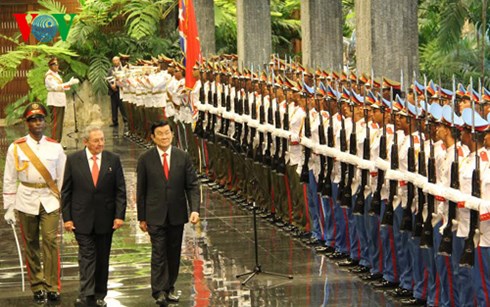 chu tich nuoc truong tan sang hoi dam voi chu tich cuba hinh 0