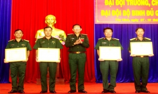 Bế mạc hội thi Cán bộ đại đội trưởng, chính trị viên đại đội