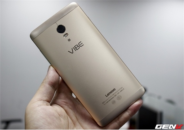 Smartphone 'pin trâu' Lenovo Vibe P1 đầu tiên tại Việt Nam