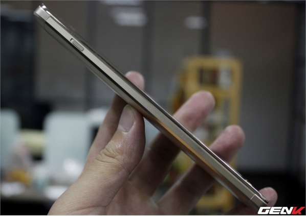 Smartphone 'pin trâu' Lenovo Vibe P1 đầu tiên tại Việt Nam