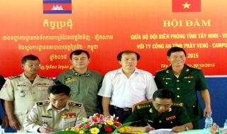 Hội đàm công tác quản lý, bảo vệ biên giới năm 2015
