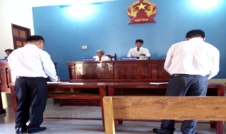 Phải trả cho hai nhân viên trên 140 triệu đồng do đơn phương chấm dứt hợp đồng lao động