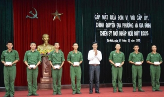 Sư đoàn BB5: Họp mặt với lãnh đạo TP.Bảo Lộc (Lâm Đồng) và thân nhân chiến sĩ mới
