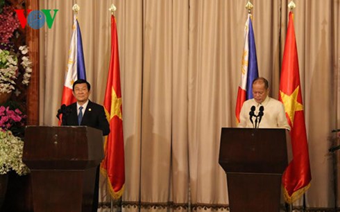 hop-bao-YJRM.jpg hop-bao-YJRM.jpg