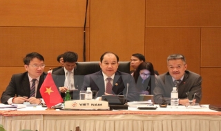 Việt Nam dự Hội nghị Cấp cao kinh doanh-đầu tư ASEAN 2015