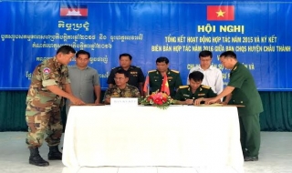 Châu Thành: Tổng kết hoạt động hợp tác năm 2015 với  Chi khu Quân sự huyện Romeas Haek và huyện Rumdoul, Campuchia