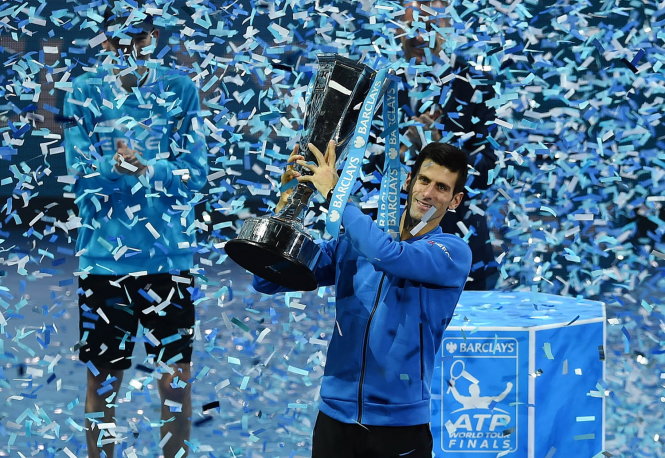 Djokovic đoạt chức vô địch ATP World Tour Finals 2015 tại London. Ảnh: Reuters
