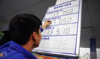 Giá xăng có thể giảm tiếp ngày mai?
