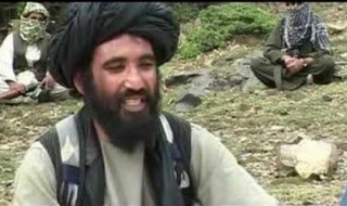 Thủ lĩnh Taliban Mullah Mansour bị thương trong cuộc đấu súng
