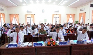 Bến Cầu: Khai mạc kỳ họp thứ 12 HĐND huyện