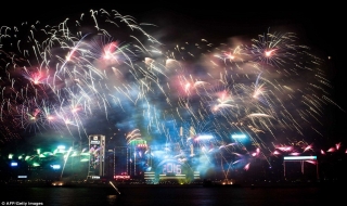 Thế giới rộn ràng chào đón năm mới 2016