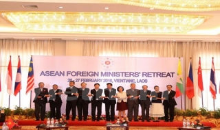 Các Ngoại trưởng ASEAN quan ngại về tình hình Biển Đông