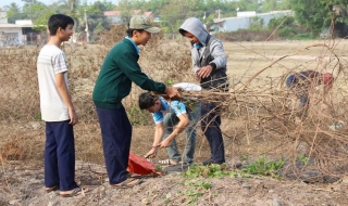 Hoà Thành: Ra quân hưởng ứng Tháng thanh niên 2016